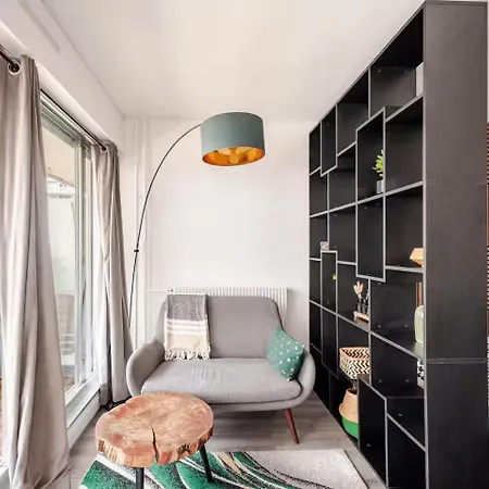 Apartment Cocoon Lumineux Avec Balcon - A La Defense